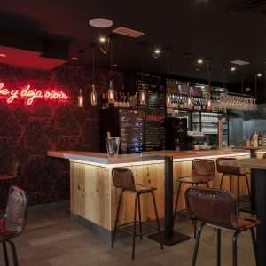 Spain. Castilla y Leon. Salamanca. Wine Lovers. Calle Iscar Peyra.