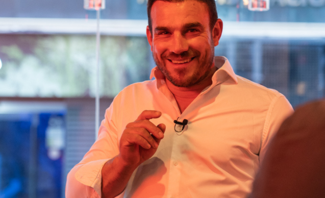 Francisco Barona, enologo de referencia en Ribera del Duero, dio una cata magistral en el Club Winelovers de Salamanca