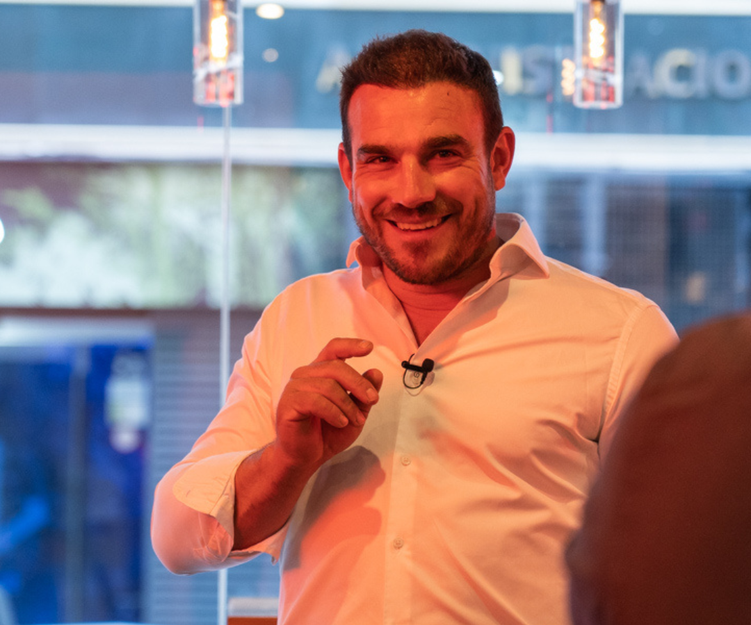 Francisco Barona, enologo de referencia en Ribera del Duero, dio una cata magistral en el Club Winelovers de Salamanca